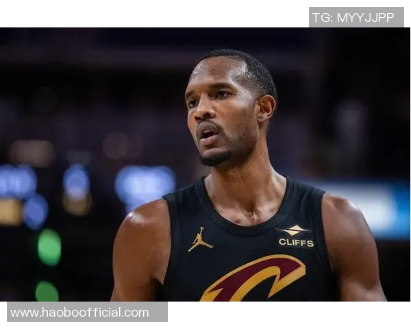 莫布里展现防守实力13投7中贡献16分7篮板3盖帽正负值高达11